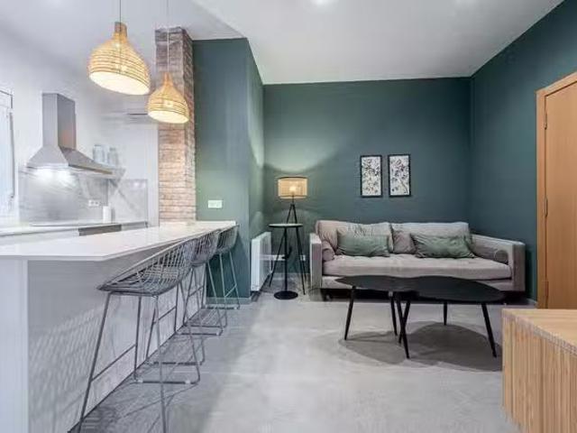 Barato Piso de 1 habitación en Carrer del Tinent Flomesta