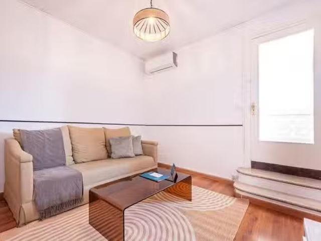 ¡Recién llegado! Piso de 3 habitaciones en Barcelona
