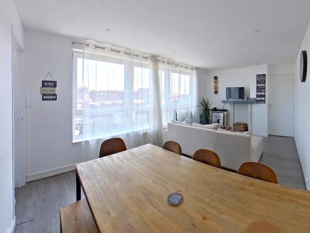Rentabilité 10%: Appartement T4 de 78 m2 avec place de parking
