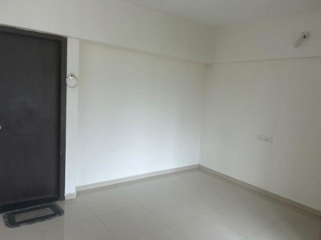 Rental | 3 BHK 1233 Sq.Ft. Apartment in Suyog Leher