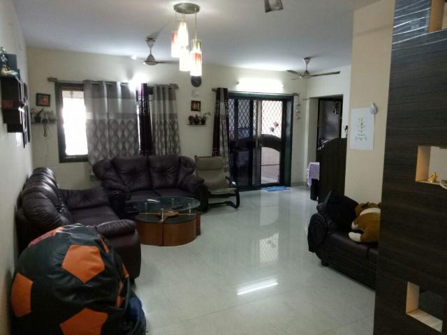 Rental | 3 BHK 1359 Sq.Ft. Apartment in Kakade City