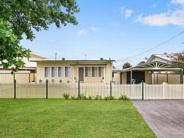 Just in! 3 BR 41 Weir Road, Warragamba, NSW 2752
