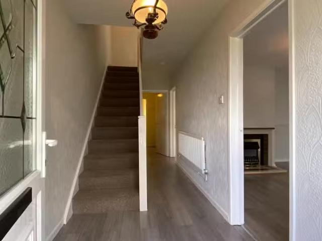 Charming 12 Hillhall Park