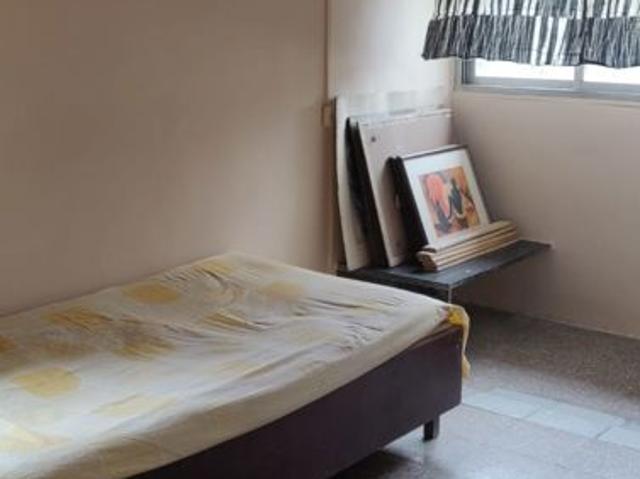 Rental | 2 BHK + Extra Room 600 Sq.Ft. Apartment in Dadar West
