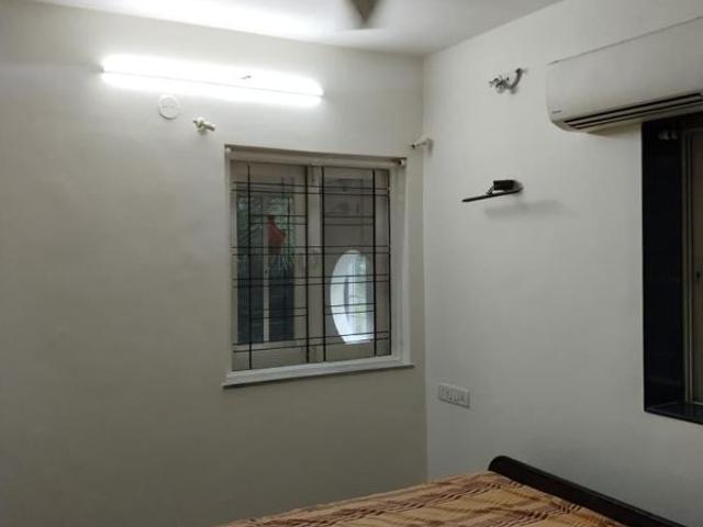 Rental | 2 BHK + Extra Room 900 Sq.Ft. Apartment in Juhu
