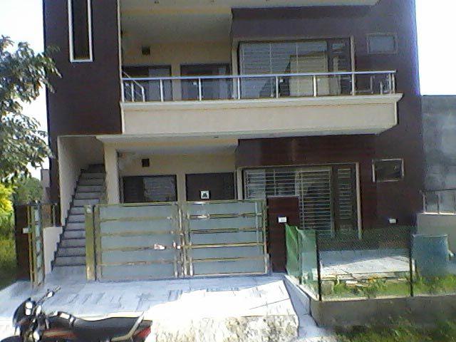 Rental | 2 BHK + Pooja Room 977 Sq.Ft. Independent House in Gurgaon Dreamz