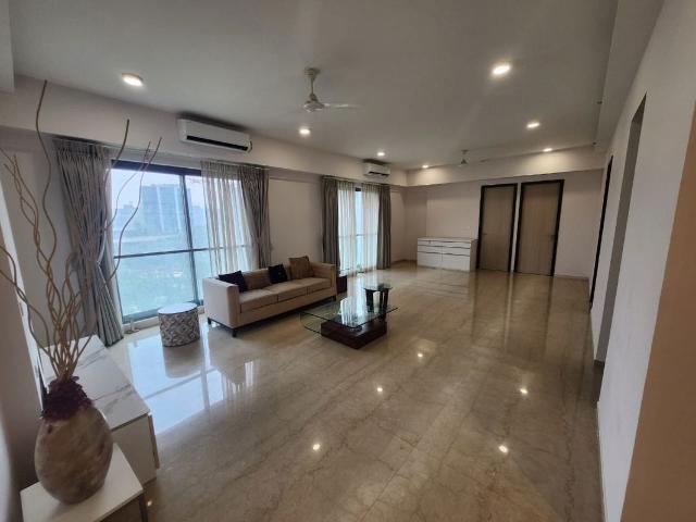 Rental | 4 BHK + Servant Room 2600 Sq.Ft. Apartment in Adani Ten BKC