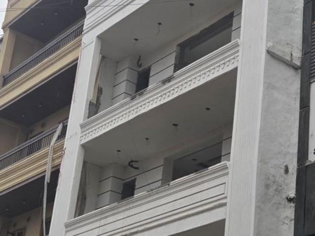 Rental | 4 BHK + Pooja Room 250 Sq.Yd. Builder Floor in Krishna Palace Faridabad