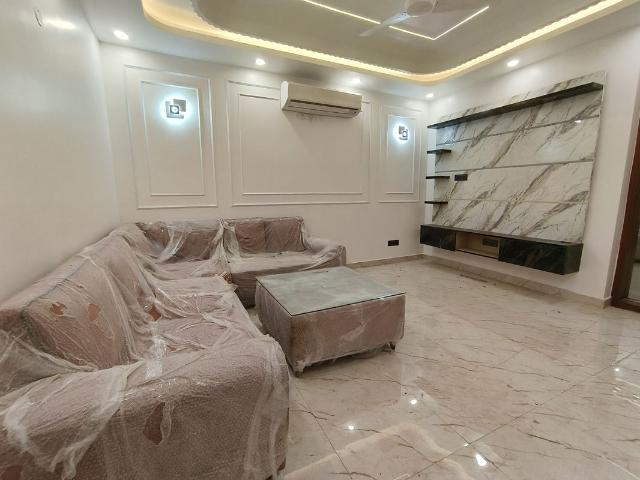 Rental | 4 BHK + Pooja Room,Study Room,Extra Room,Store Room 400 Sq.Yd. Apartment in Anand Niketan
