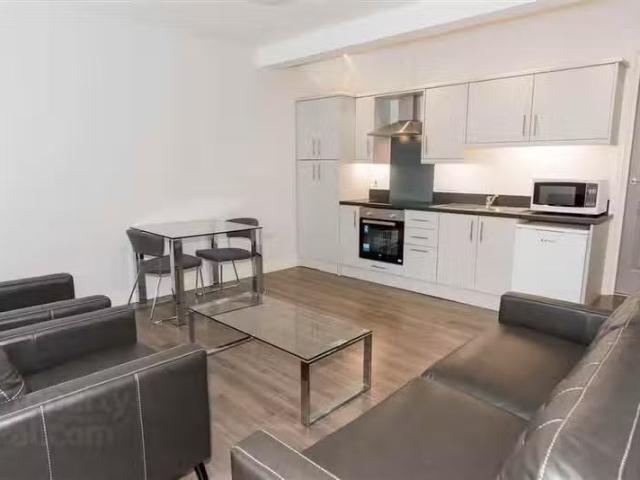 Charming Apt 3c, Belmont Road