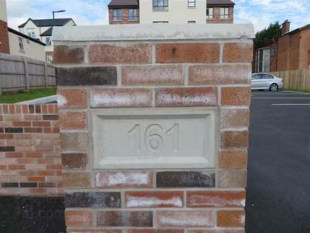 Just in! Apt 7, 161 Glen Road