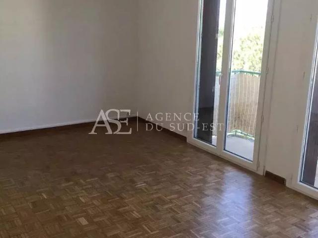 Rental apartment Aix en Provence, 4 rooms, 3 bedrooms, 67.8 m², €1,195 / Month Fees included