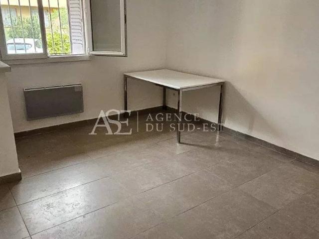 Rental apartment Aix en Provence, 4 rooms, 57 m², €1,060 / Month Fees included
