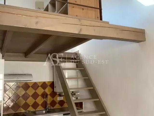 Rental apartment Aix en Provence, 1 room, 15.7 m², €588 / Month Fees included