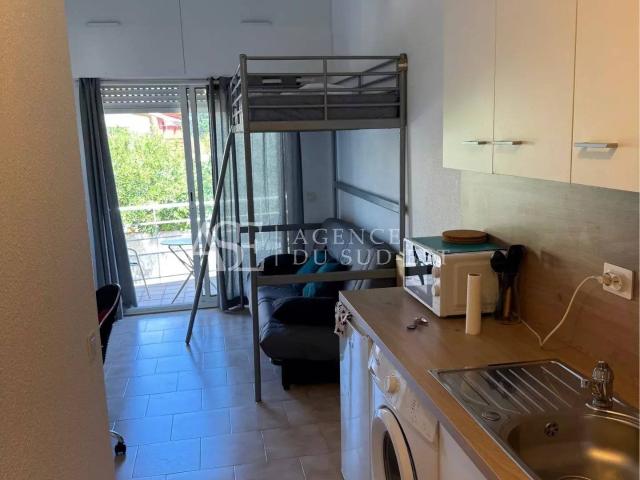 Rental apartment Aix en Provence, 1 room, 16.29 m², €676 / Month Fees included