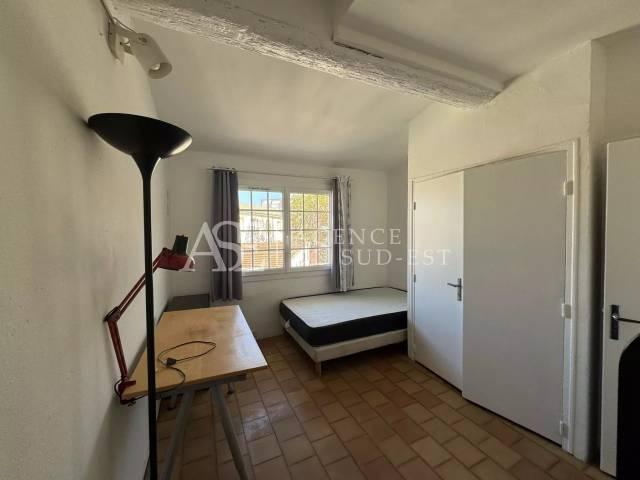 Rental apartment Aix en Provence, 1 room, 16.65 m², €605 / Month Fees included