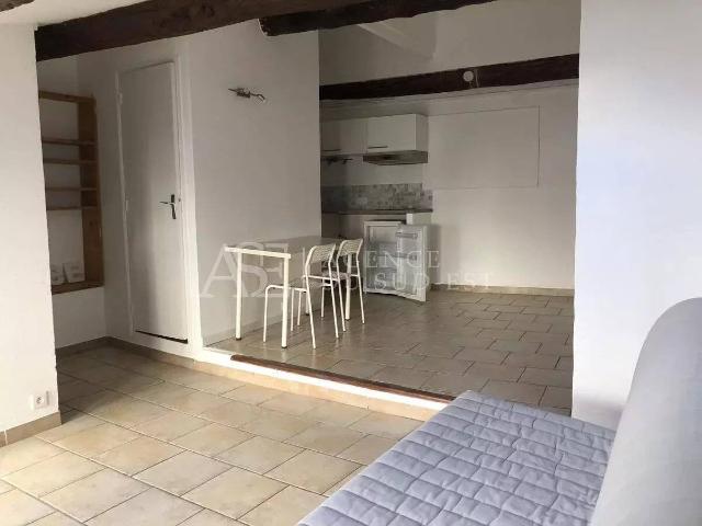 Rental apartment Aix en Provence, 1 room, 25.09 m², €695 / Month Fees included