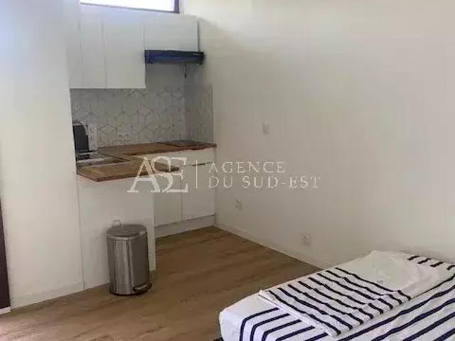 Rental apartment Aix en Provence, 1 room, 25.51 m², €757 / Month Fees included
