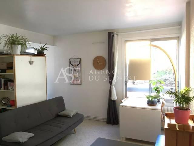 Rental apartment Aix en Provence, 1 room, 25.79 m², €727 / Month Fees included