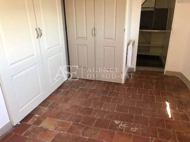 Rental apartment Aix en Provence, 2 rooms, 1 bedroom, 23.83 m², €741 / Month Fees included