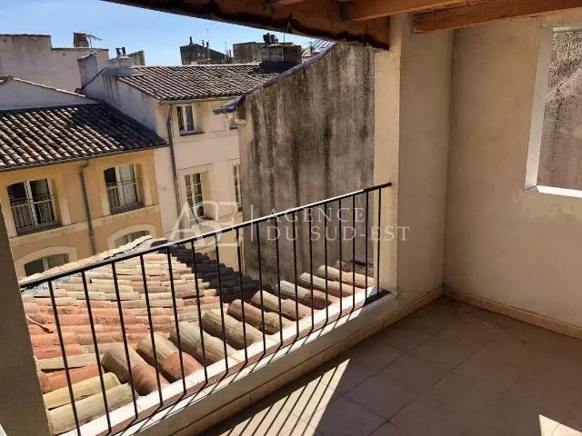 Rental apartment Aix en Provence, 2 rooms, 1 bedroom, 34.5 m², €925 / Month Fees included
