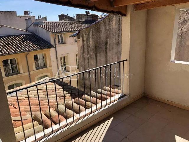 Rental apartment Aix en Provence, 2 rooms, 1 bedroom, 34.5 m², €925 / Month Fees included