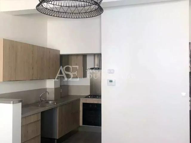Rental apartment Aix en Provence, 2 rooms, 1 bedroom, 39.57 m², €806 / Month Fees included