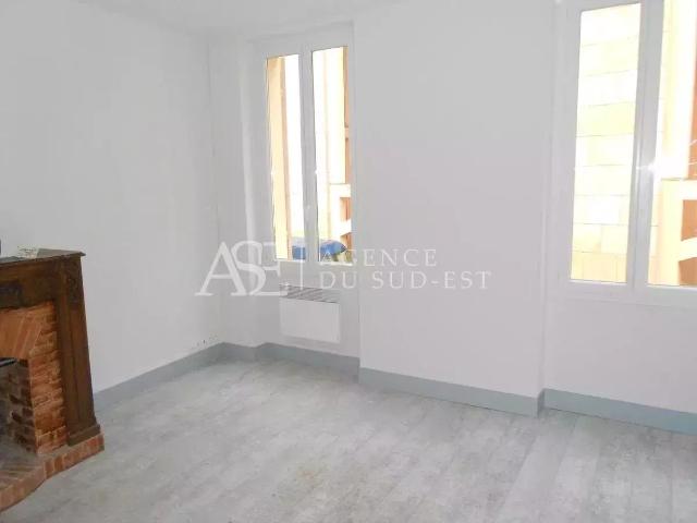 Rental apartment Aix en Provence, 3 rooms, 2 bedrooms, 46.84 m², €1,113 / Month Fees included