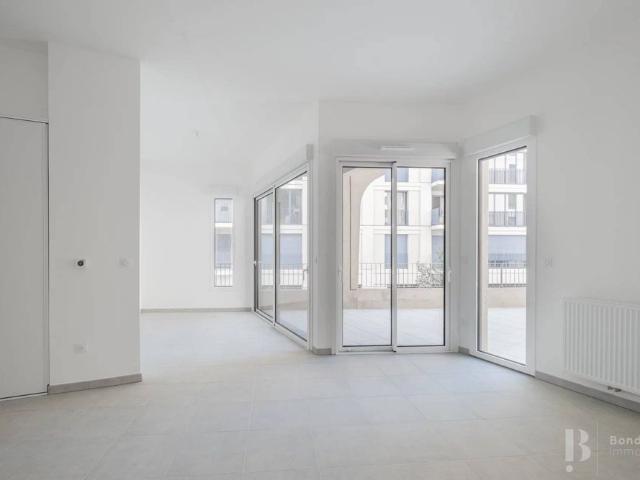 Rental Apartment Bordeaux Saint Jean