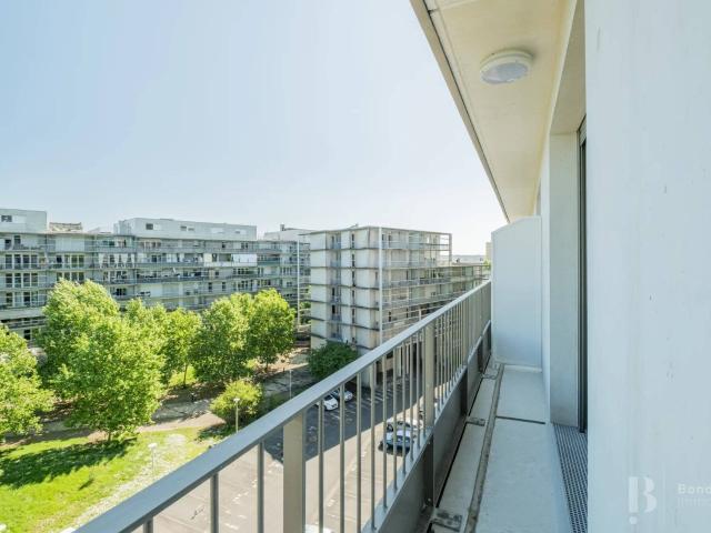 Rental Apartment Bordeaux Saint Jean