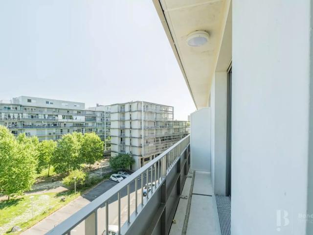 Rental Apartment Bordeaux Saint Jean