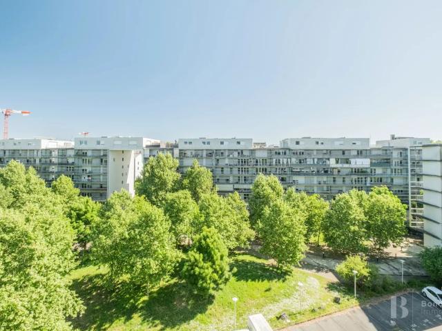 Rental Apartment Bordeaux Saint Jean