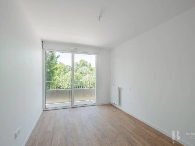 Rental Apartment Bordeaux Saint Jean