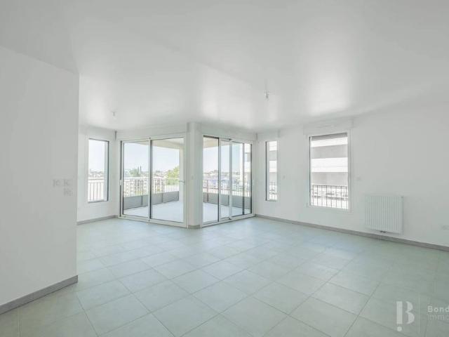 Rental Apartment Bordeaux Saint Jean
