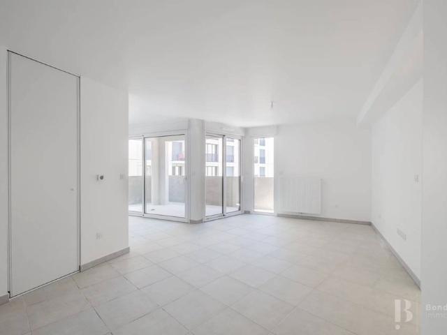 Rental Apartment Bordeaux Saint Jean