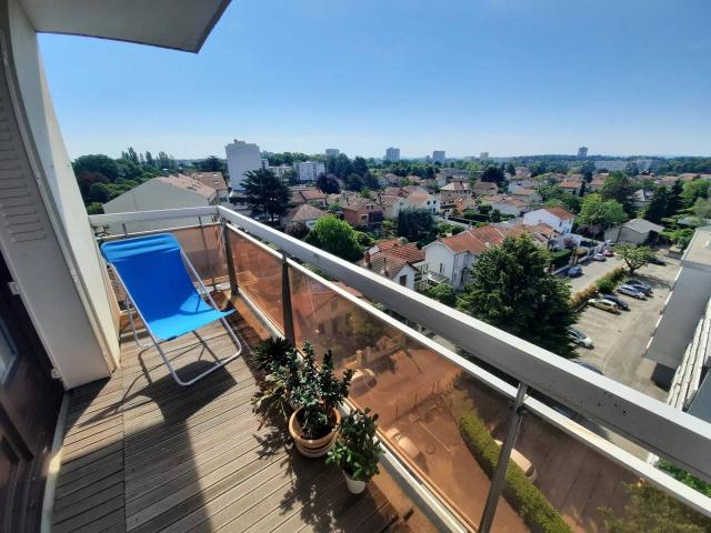 Rental Apartment Bron