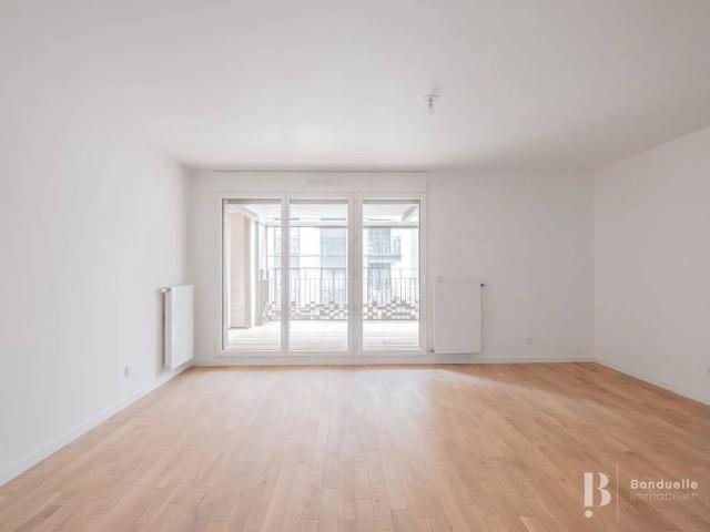 Rental Apartment Courbevoie Marceau République