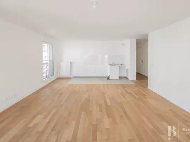 Rental Apartment Courbevoie Marceau République