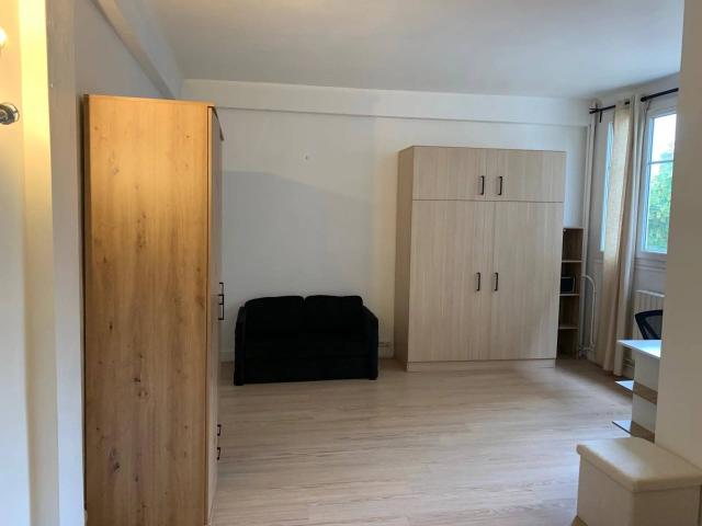 Rental Apartment Issy les Moulineaux