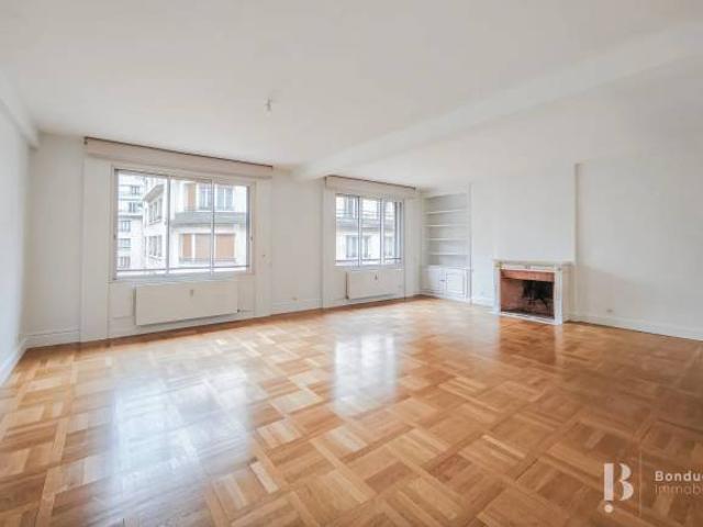 Rental Apartment Paris 16th
