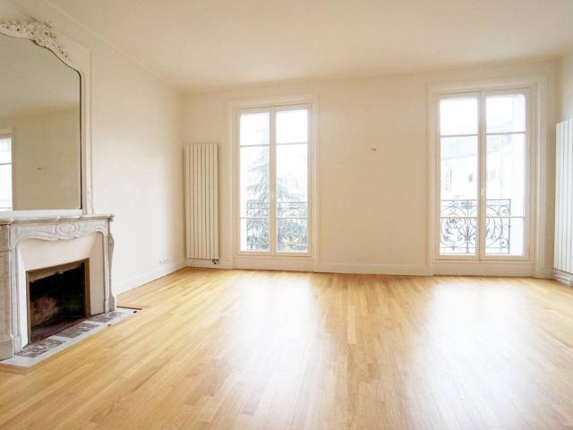 Rental Apartment Paris 16th Chaillot
