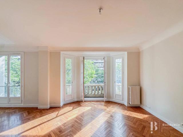 Rental Apartment Paris 16th Auteuil