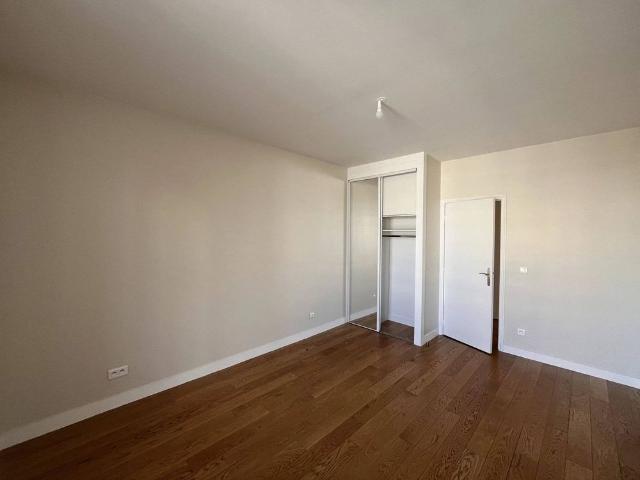 Rental Apartment Paris 16th Muette