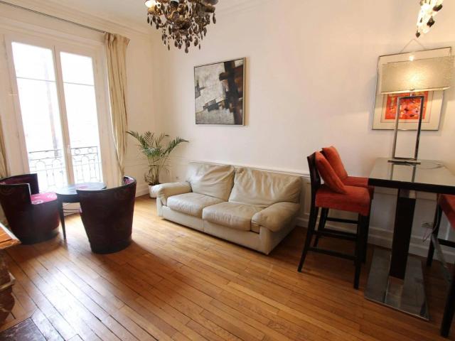 Rental Apartment Paris 17th Batignolles