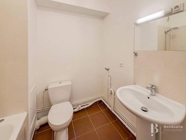 Rental Apartment Paris 17th Épinettes