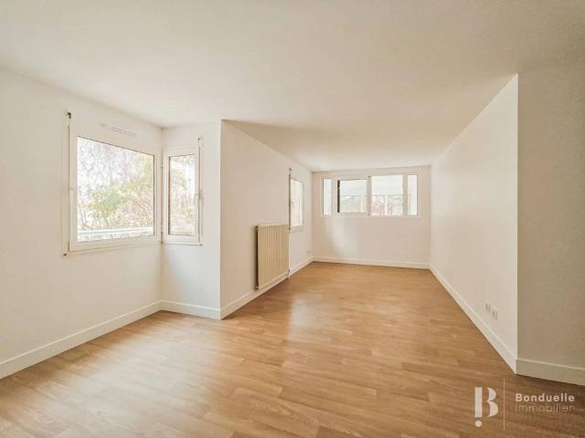 Rental Apartment Paris 11th