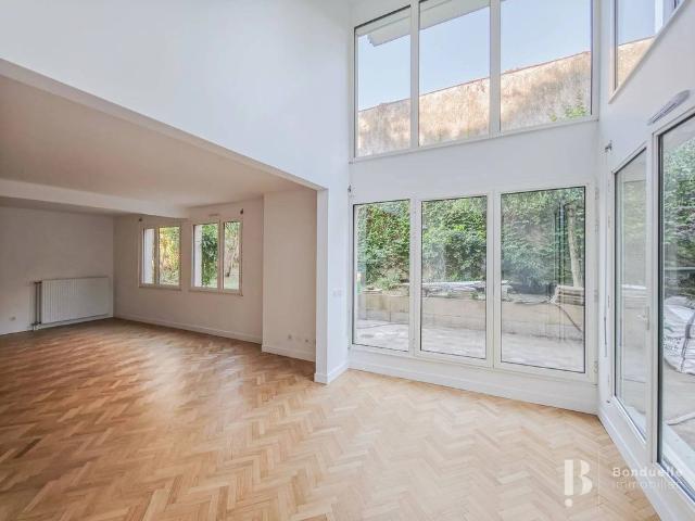 Rental Apartment Paris 11th