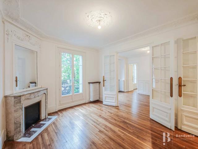 Rental Apartment Paris 13th Maison Blanche