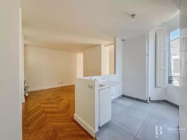 Rental Apartment Paris 8th