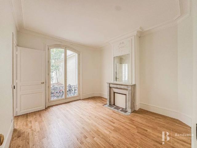 Rental Apartment Paris 8th Europe
